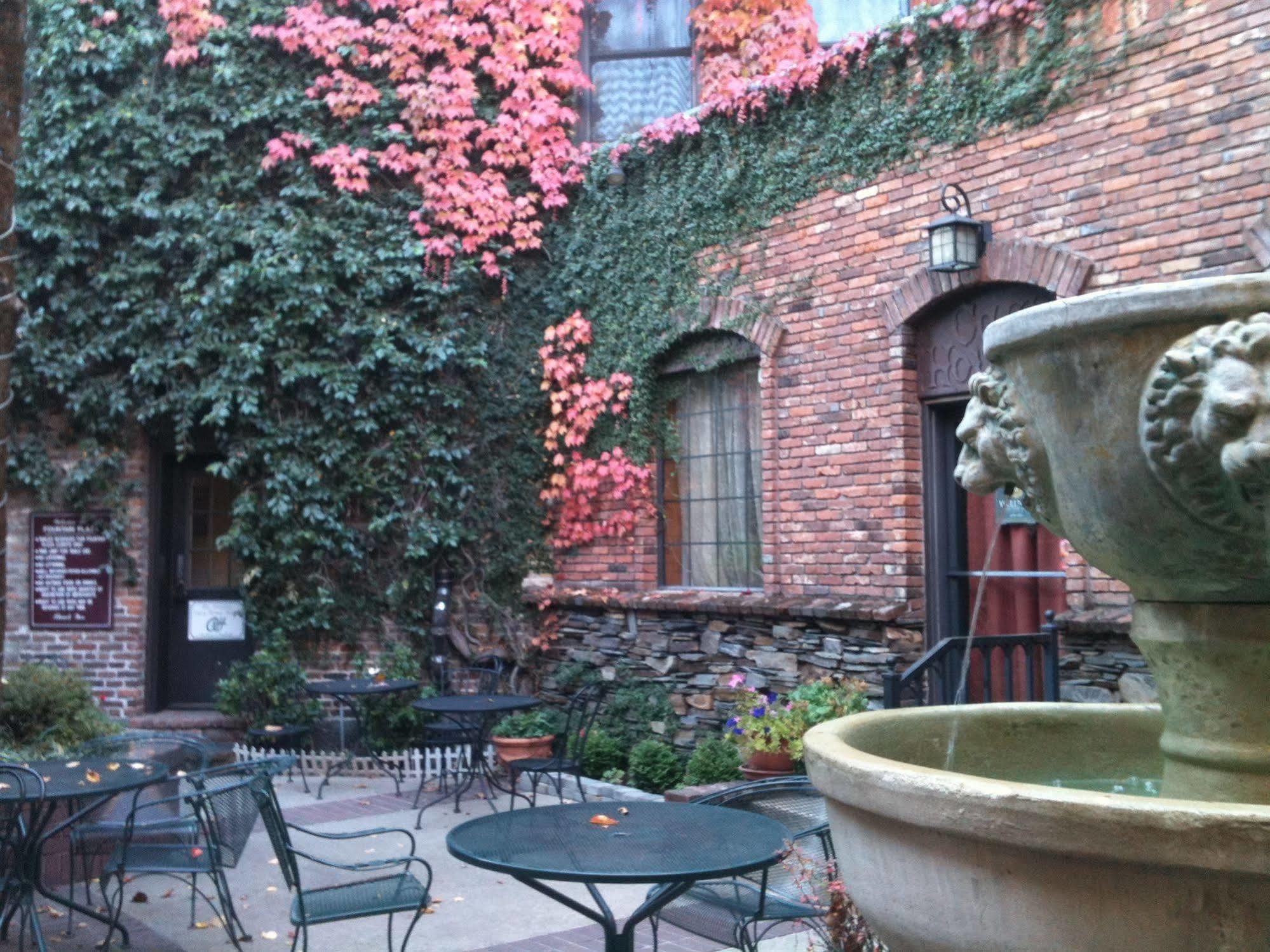פלייסרוויל Historic Cary House Hotel מראה חיצוני תמונה